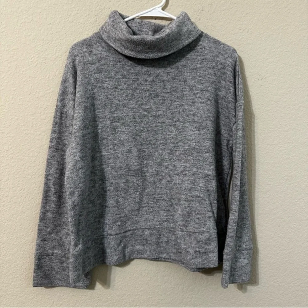 A New Day Gray Turtleneck Sweatshirt Sweater Long Sleeve Space Dyed Cozy Warm